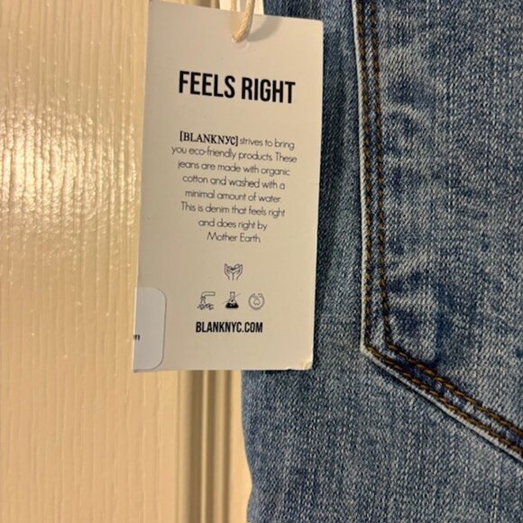 NWT BLANK NYC Sustainable Black The Madison Crop Basic Don't Be Slick - Size: 30 - Picture 6 of 10